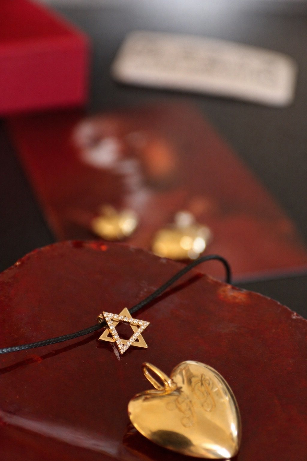 The star and the heart, side by side